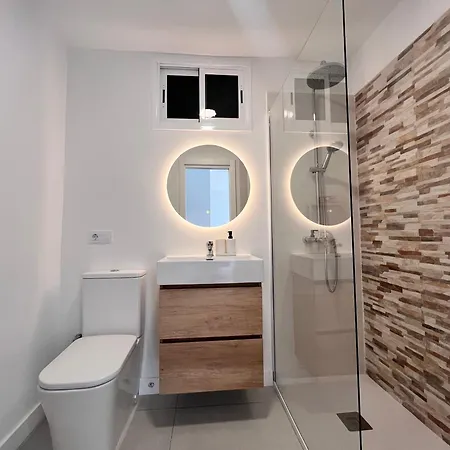 Seaview Modern In Downtown Lägenhet Los Cristianos (Tenerife)